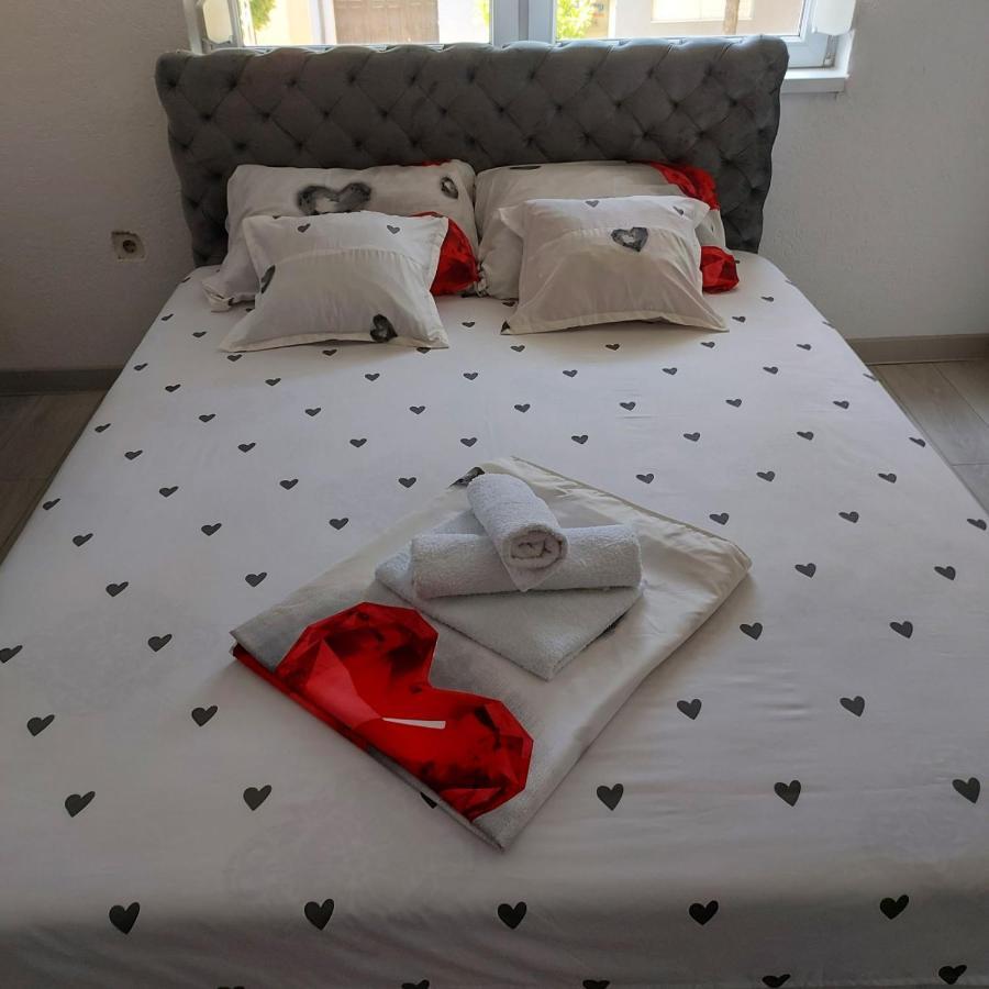 Apartman U Centru Šid Exterior foto